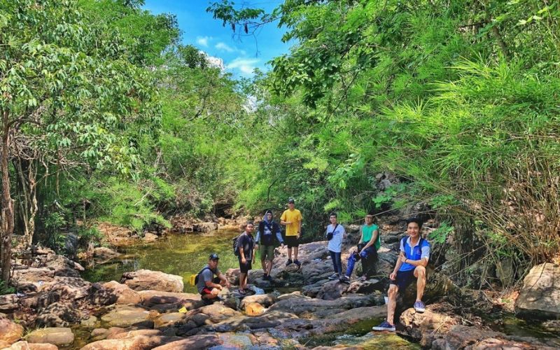 Suối Trúc gần Hồ Dầu Tiếng