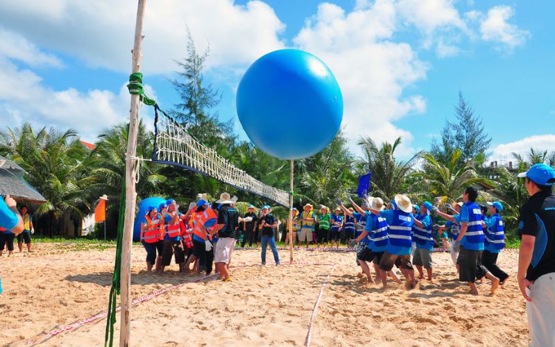 Hướng dẫn kịch bản và concept team building bãi biển đầy đủ nhất 2 Teambuilding trên biển mang lại nhiều lợi ích đặc biệt cho các thành viên trong công ty