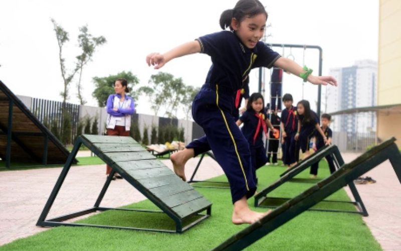 Cuộc thi vượt chướng ngại vật