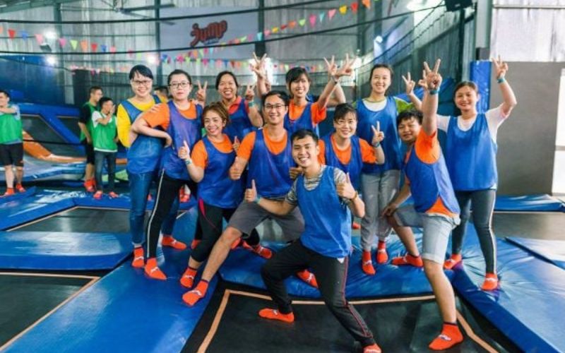 Tổ chức team building tại Jump Arena