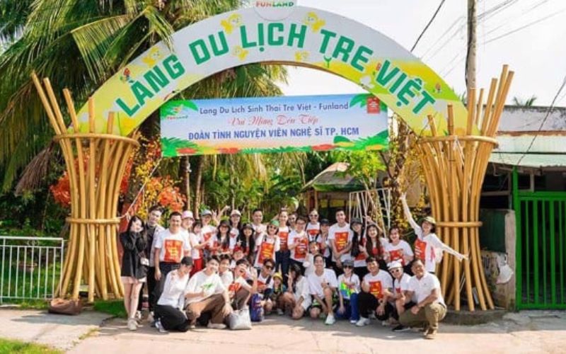 Làng du lịch sinh thái Funland – Tre Việt địa điểm tổ chức teambuilding