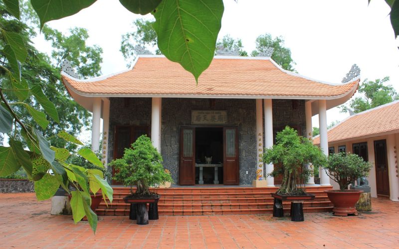 Thiên Hậu Cổ Miếu tại khu du lịch Bửu Long