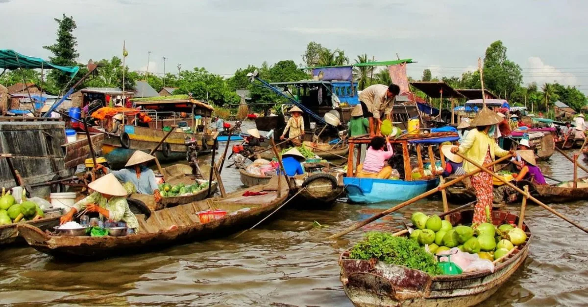 Giờ hoạt động của chợ nổi Cái Bè