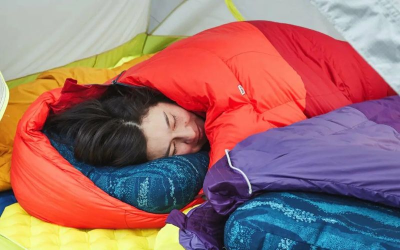Hướng dẫn chọn túi ngủ cắm trại phù hợp cho chuyến đi 1 Các yếu tố khác khi chọn túi ngủ cắm trại