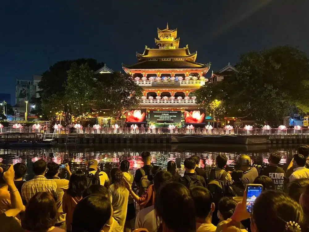 chua o sai gon chua phap hoa 1 jpg