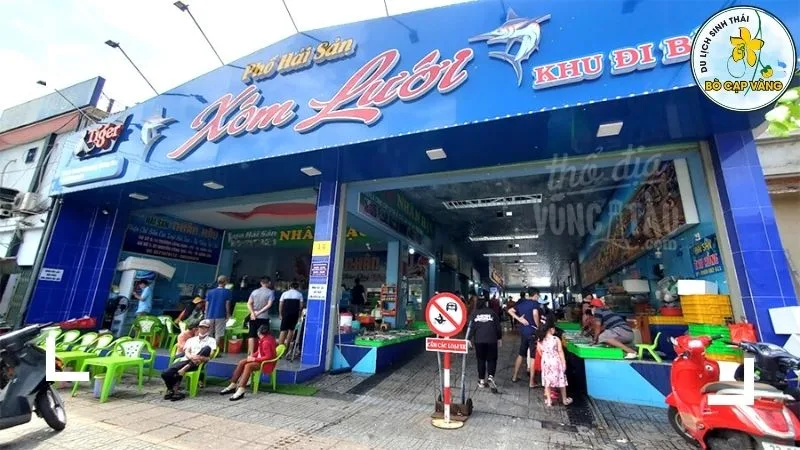 Chợ Xóm Lưới 