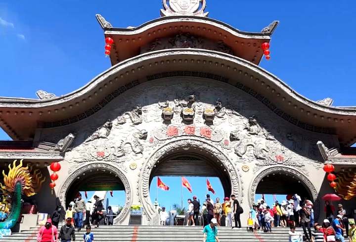 cong vien van hoa suoi tien