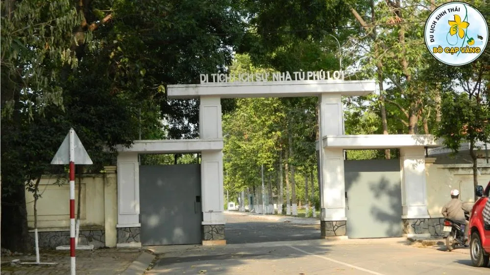 Nhà tù Phú Lợi
