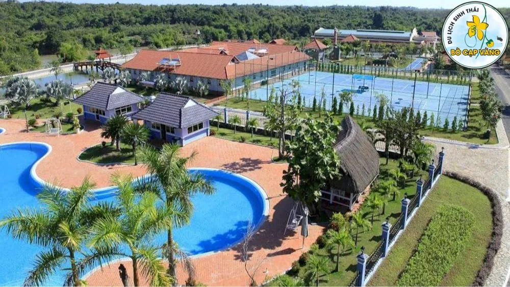 Khu du lịch sinh thái Mắt Xanh