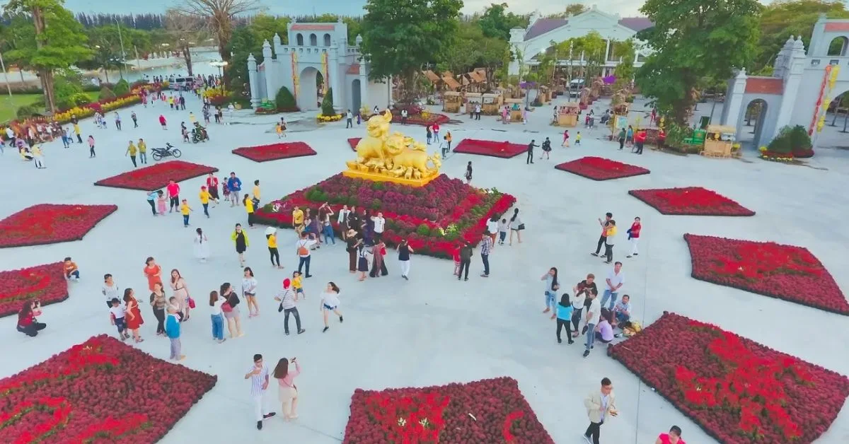 Sống ảo tại quảng trường Happyland 