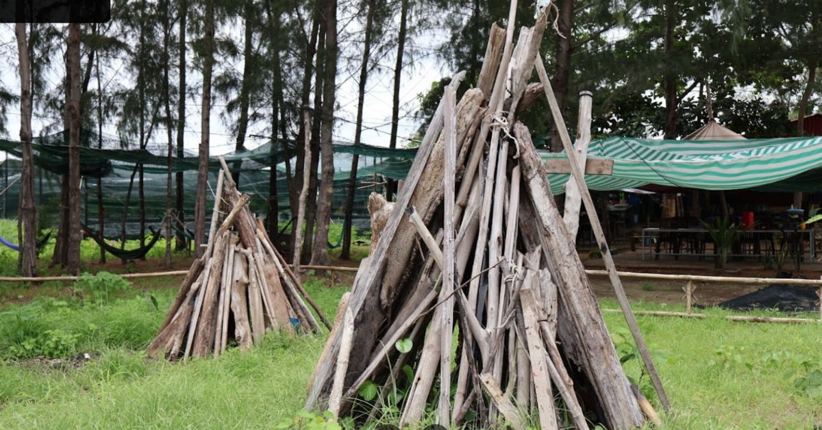 TOP 9 địa điểm cắm trại Cần Giờ đẹp và chill dành cho bạn 5 Quán Ngọc Hân - Hóng gió biển Cần Giờ