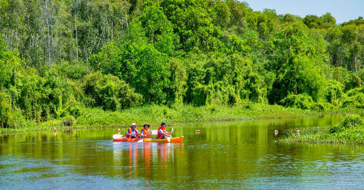 Chèo thuyền kayak