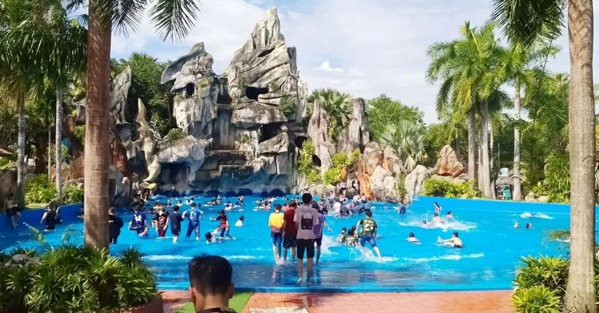 Vui chơi tại công viên nước