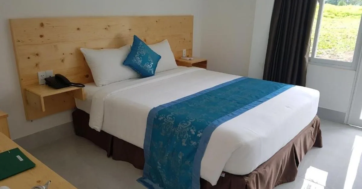 Thuê phòng khách sạn