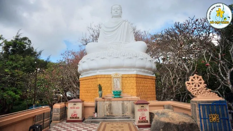 Tham quan chùa Thích Ca Phật Đài