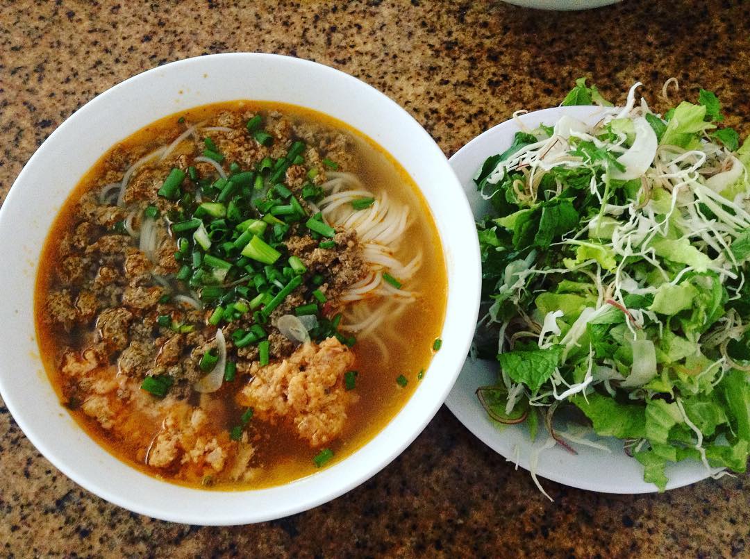Quán ăn ngon tại Quy Nhơn - Bún cá Phượng Tèo