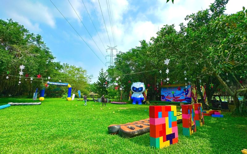 Tổ chức Year End Party Bò Cạp Vàng trọn gói ấn tượng 5 Trang trí không gian theo chủ đề