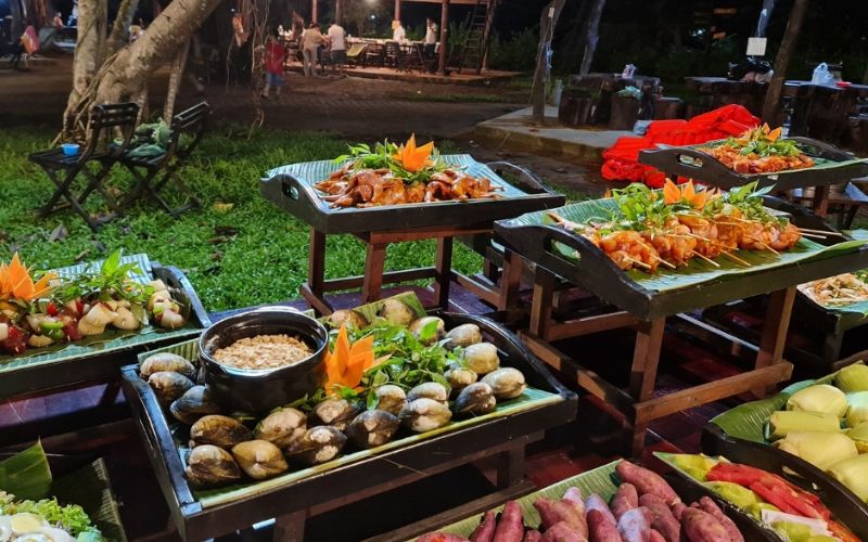 Tổ chức Year End Party Bò Cạp Vàng trọn gói ấn tượng 7 Tiệc buffet hoặc BBQ ngoài trời