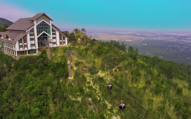 Núi Chứa Chan cung đường phượt và săn mây