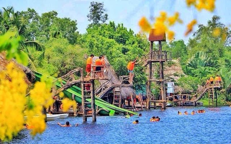 Khu du lịch sinh thái Bò Cạp Vàng