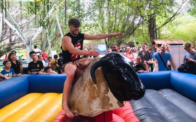 Top 10 trải nghiệm lễ 2/9 tại Bò Cạp Vàng bạn không nên bỏ lỡ 6 thử sức với Đấu bò tót