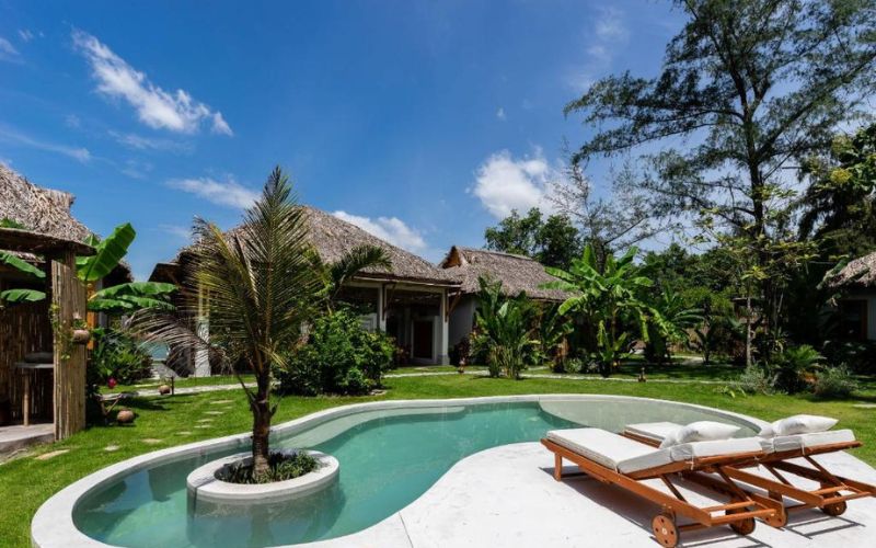 Top 8 địa điểm du lịch nghỉ dưỡng Đồng Nai yên bình, gần gũi thiên nhiên 7 Bể bơi ngoài trời tại Chi Bu Resort